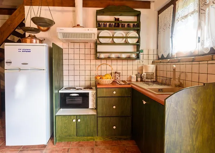 بيت للعطل Eros Pittoresque Retreats - Perfect Location, Panoramic Seaview Koróni