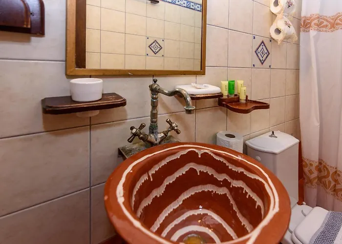 Eros Pittoresque Retreats - Perfect Location, Panoramic Seaview Koróni