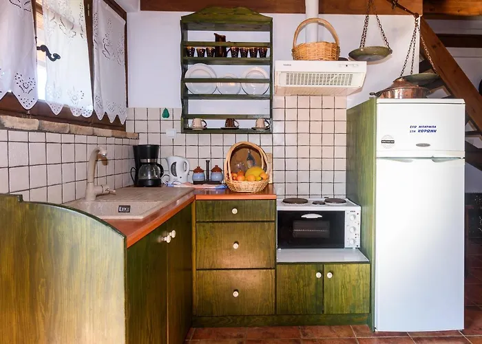 Eros Pittoresque Retreats - Perfect Location, Panoramic Seaview بيت للعطل Koróni