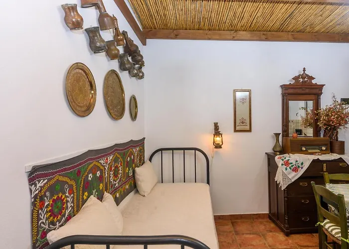 Eros Pittoresque Retreats - Perfect Location, Panoramic Seaview بيت للعطل