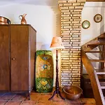 Eros Pittoresque Retreats - Perfect Location, Panoramic Seaview