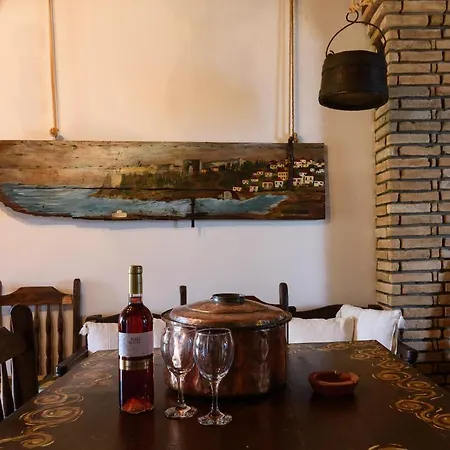 Eros Pittoresque Retreats - Perfect Location, Panoramic Seaview Koróni