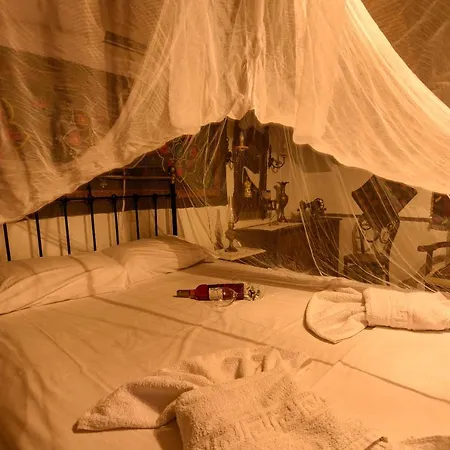 Eros Pittoresque Retreats - Perfect Location, Panoramic Seaview Koróni