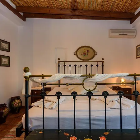 Eros Pittoresque Retreats - Perfect Location, Panoramic Seaview * Koroni (Messinia)