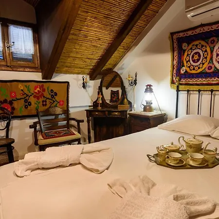 Eros Pittoresque Retreats - Perfect Location, Panoramic Seaview Feriehus *