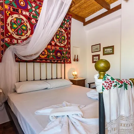 בית נופש Eros Pittoresque Retreats - Perfect Location, Panoramic Seaview