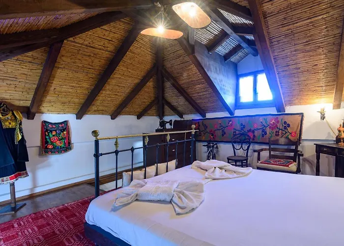 Feriehus Eros Pittoresque Retreats - Perfect Location, Panoramic Seaview